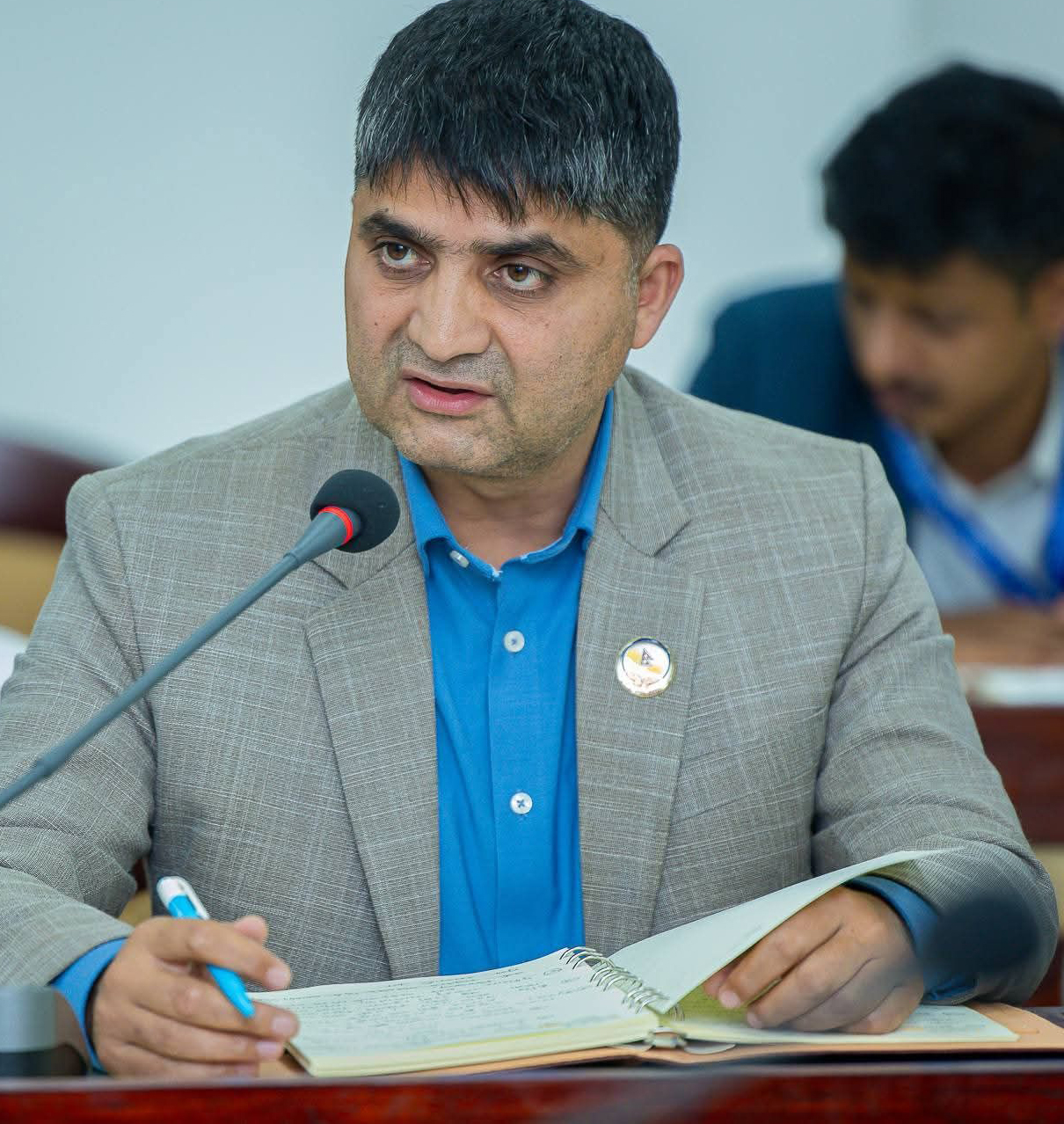 अच्युतम लामिछाने